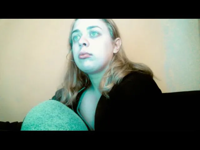 Live sex webcam photo for GoddessNika #272448151