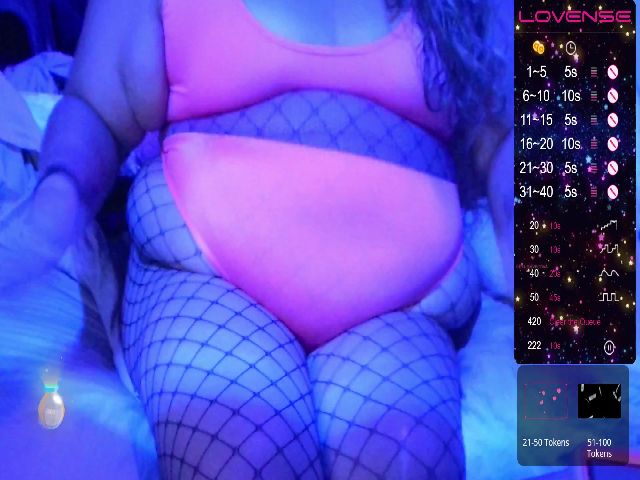 Live sex webcam photo for Goddess_Liz #274254197