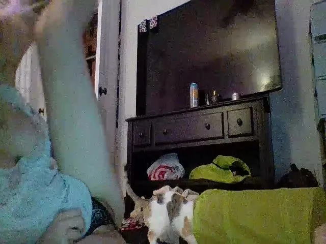 Live sex webcam photo for Godessellaluv #272184323