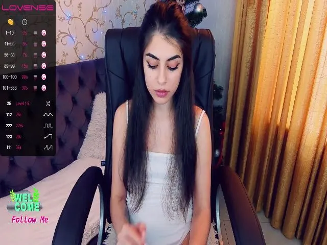 Live sex webcam photo for GoldBabyy #271992308