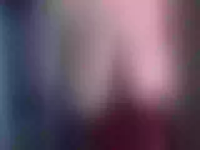 Live sex webcam photo for GoldenLilly #271756018