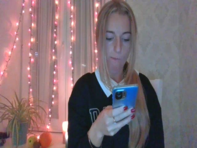 Live sex webcam photo for Goldi_lady #271711785