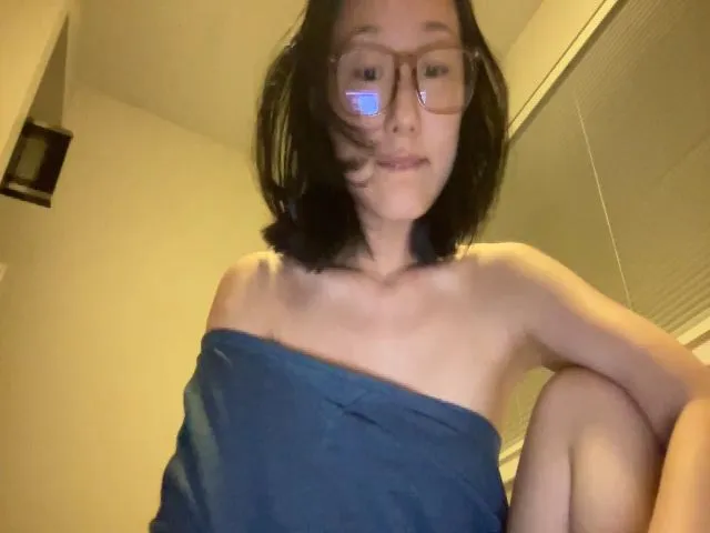 Live sex webcam photo for Goliiiiii #274998839