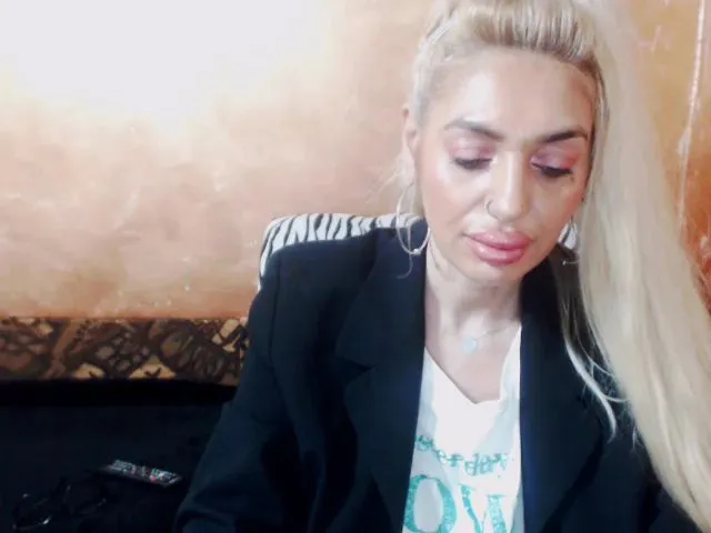 Live sex webcam photo for Goodspleasure #271724971