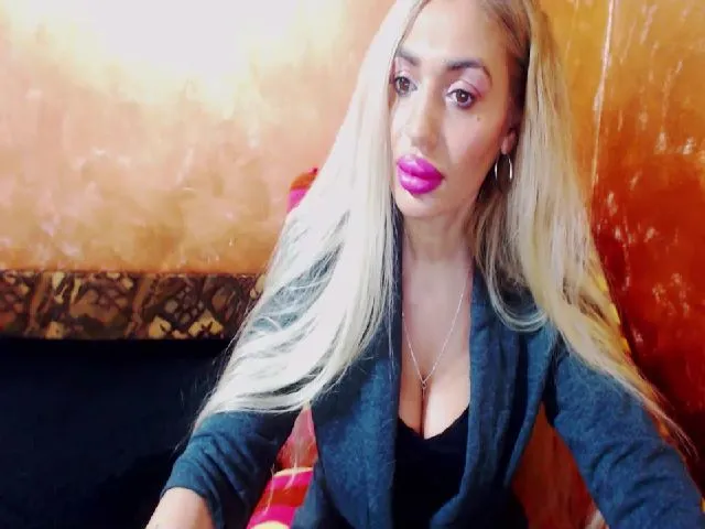 Live sex webcam photo for Goodspleasure #272578322