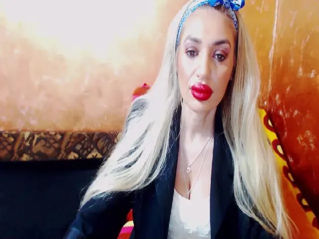 Live sex webcam photo for Goodspleasure #272736786