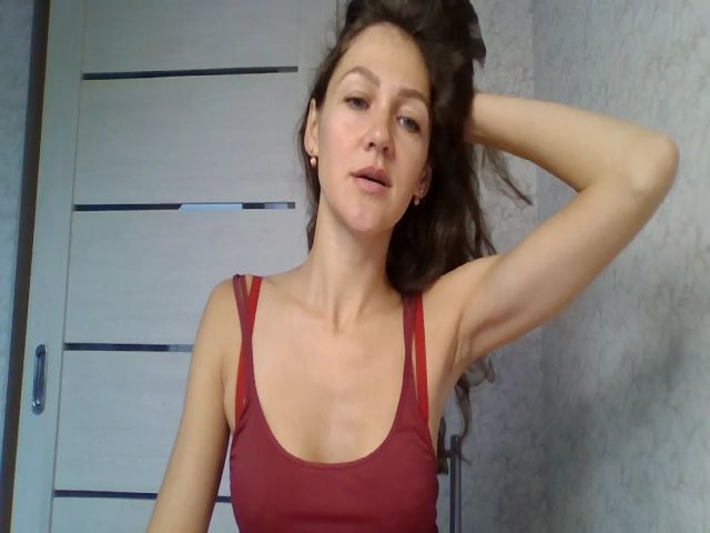 Live sex webcam photo for GorgeousVi #275198240