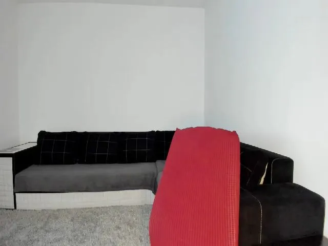 Live sex webcam photo for GorgieGeorgi #273045062