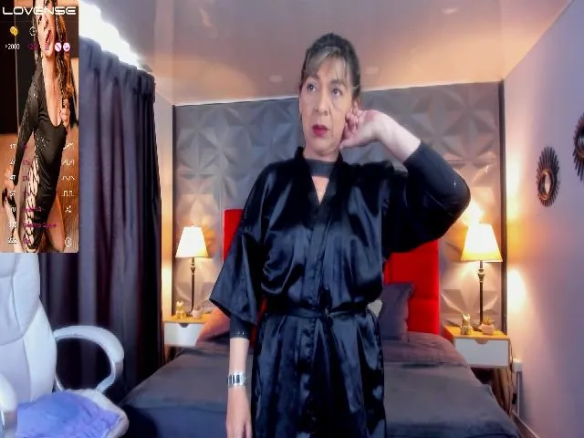 Live sex webcam photo for GraceEliza #274059039