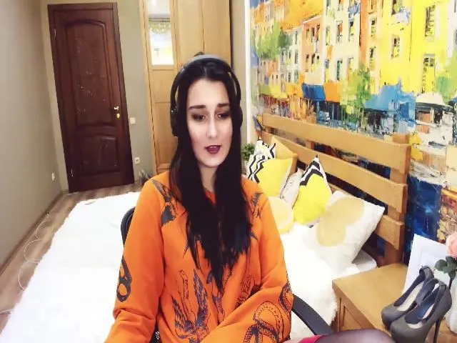 Live sex webcam photo for GraceLuv #271919675