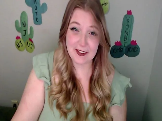 Live sex webcam photo for Gracie #273669386