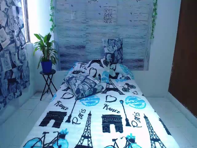 Live sex webcam photo for GracieVice #272589090