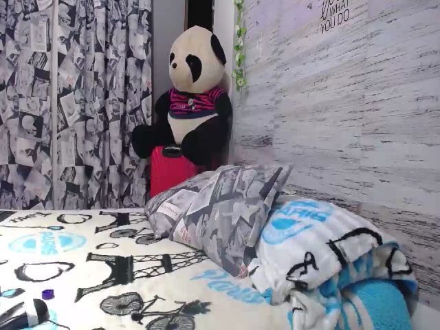 Live sex webcam photo for GracieVice #273008341