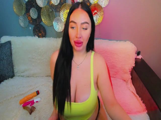Live sex webcam photo for Great_Boobss #272187653