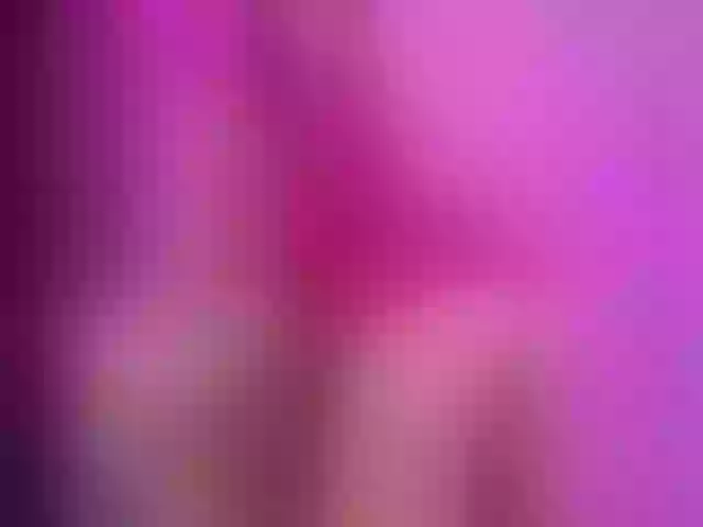 Live sex webcam photo for GreeenIcee #273405208