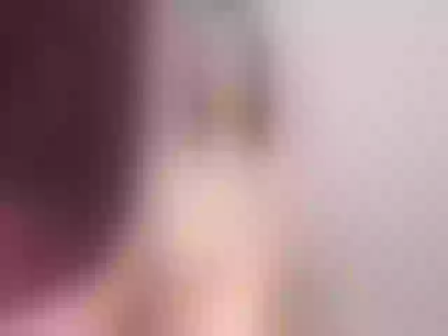 Live sex webcam photo for GreeenIcee #273416577