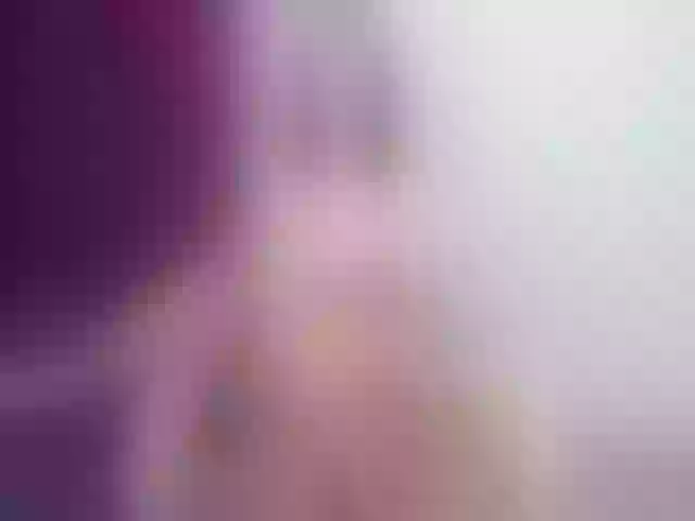 Live sex webcam photo for GreeenIcee #273446850