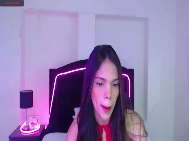 Live sex webcam photo for Grey_Evelyn #272105445