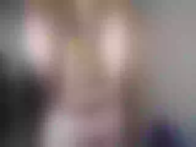 Live sex webcam photo for Greybunny #272445852