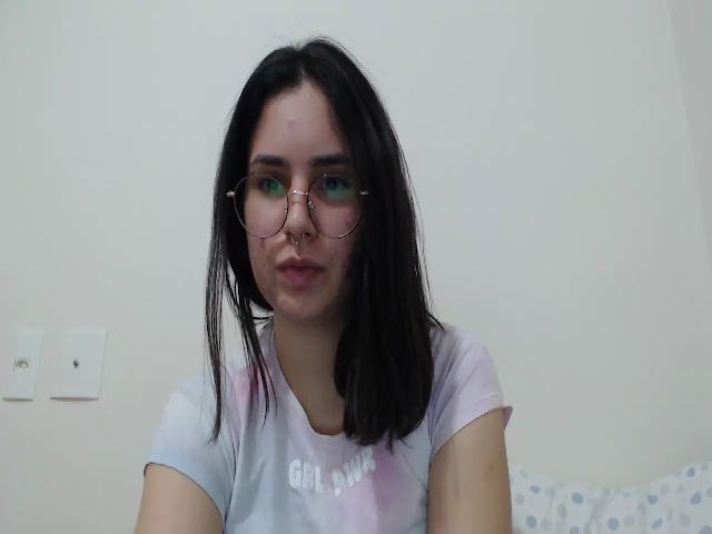 Live sex webcam photo for Gsayrumi #274226713