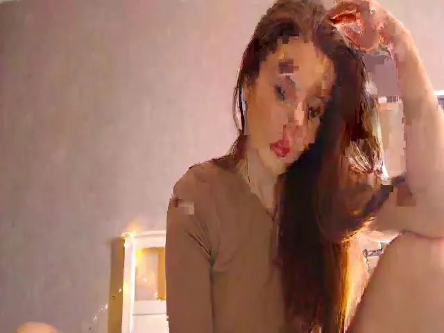 Live sex webcam photo for GuiltyBird #272616938