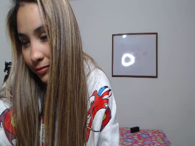 Live sex webcam photo for GynaPearl #271912835