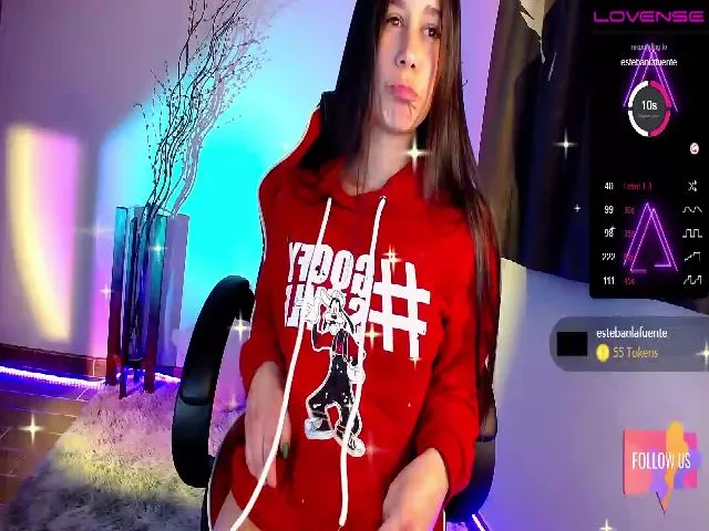 Live sex webcam photo for HANNYEVANZ1 #272902705