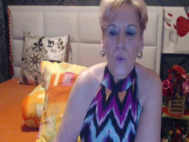 Live sex webcam photo for HAPPYGRANNY #271909919