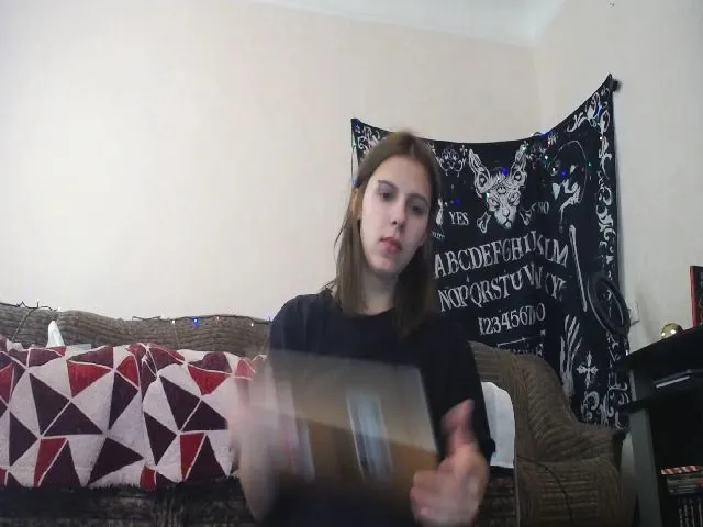 Live sex webcam photo for HISOKAMORROW_ #272005976