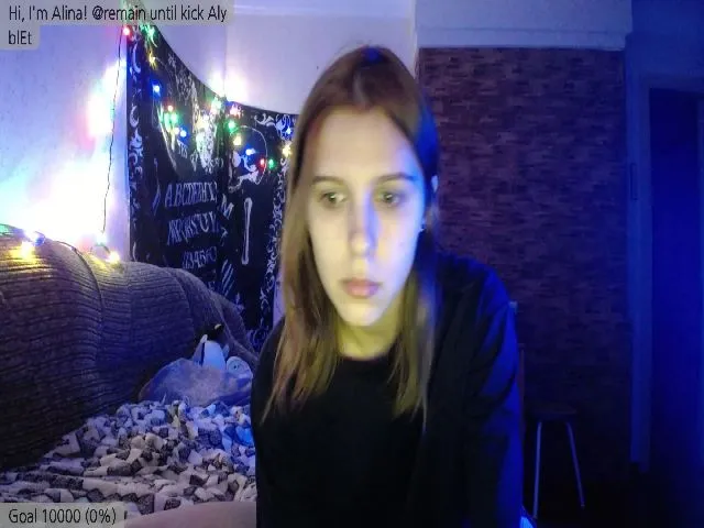 Live sex webcam photo for HISOKAMORROW_ #272245629