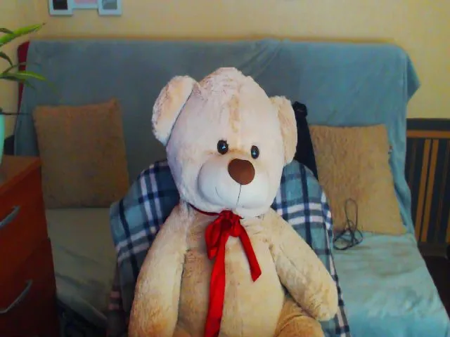 Live sex webcam photo for HISOKAMORROW_ #273405172