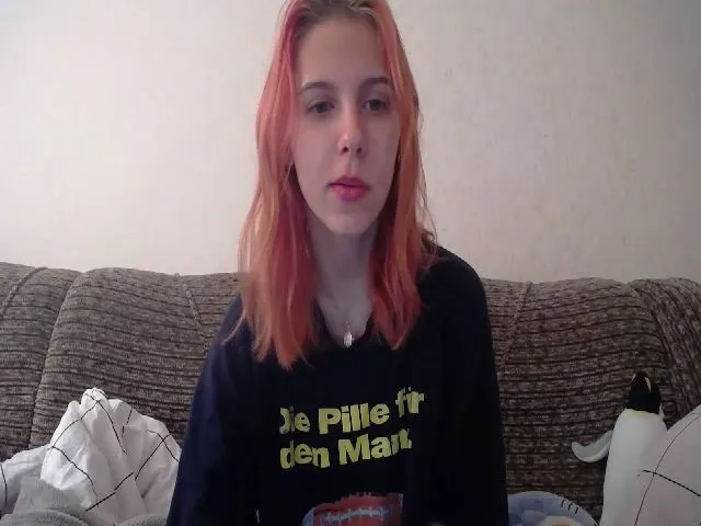 Live sex webcam photo for HISOKAMORROW_ #273491414