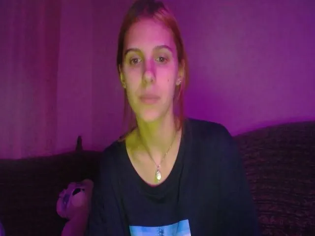 Live sex webcam photo for HISOKAMORROW_ #273789639