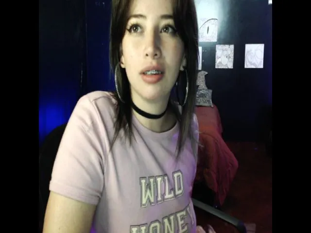 Live sex webcam photo for HValhalla420 #273557103