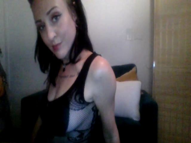 Live sex webcam photo for Hail3y #274445325