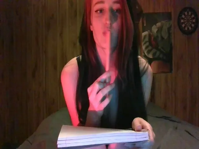 Live sex webcam photo for HaileyPi #274101315