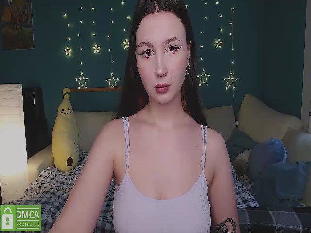 Live sex webcam photo for HaleyCrush #272158472