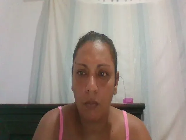 Live sex webcam photo for HallyGirlHot #287874082