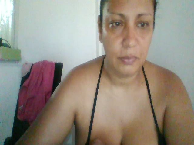 Live sex webcam photo for HallyGirlHot #287874106