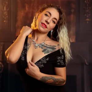 Live sex webcam photo for HalseySmith #290271327