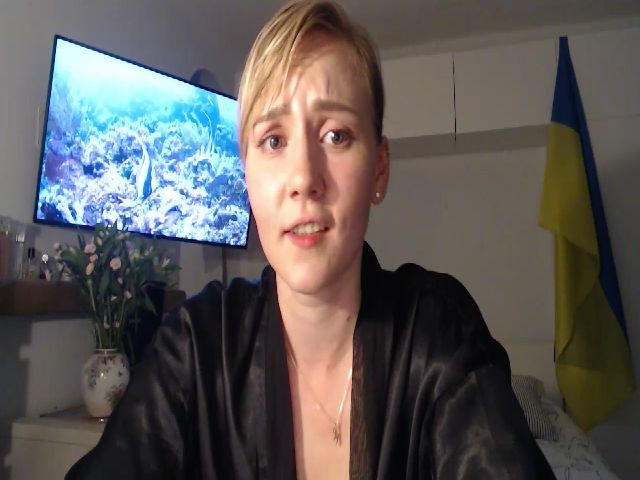 Live sex webcam photo for Hands0nMisha #274417126