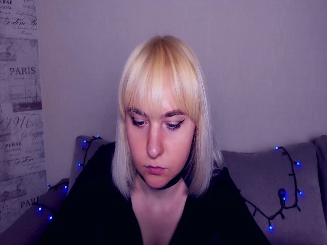 Live sex webcam photo for HannaLismont #271969840