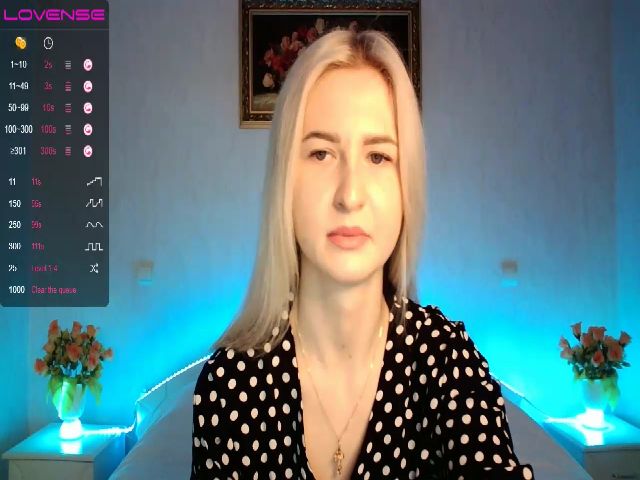 Live sex webcam photo for Hanna_Di #272619757
