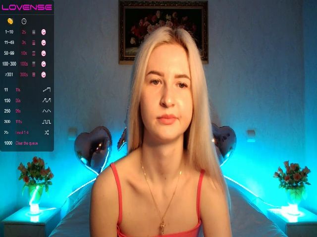 Live sex webcam photo for Hanna_Di #272677738