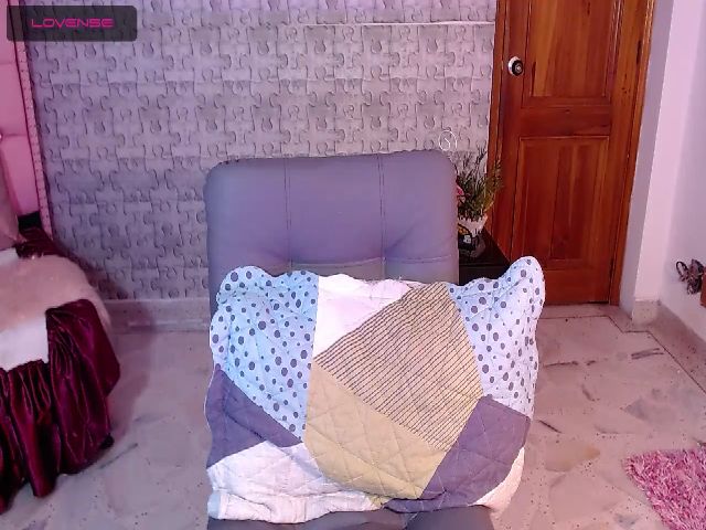 Live sex webcam photo for Hannabanks #272337840