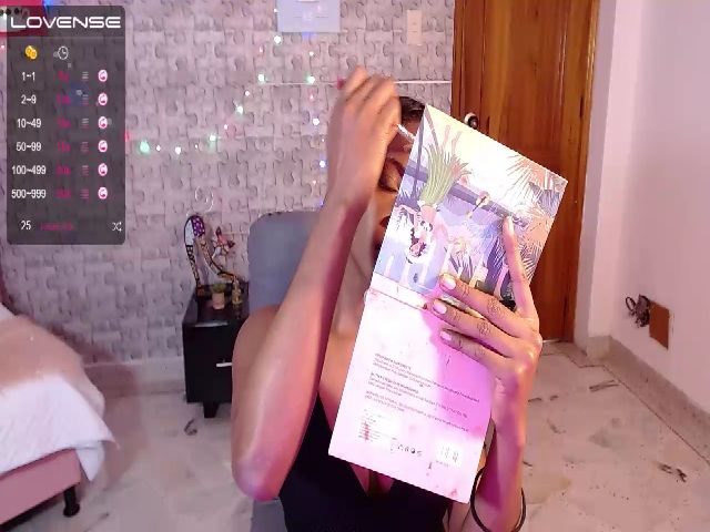 Live sex webcam photo for Hannabanks #272440904