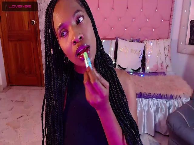 Live sex webcam photo for Hannabanks #272690857