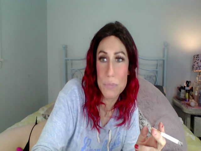 Live sex webcam photo for HannahHarte #273948685