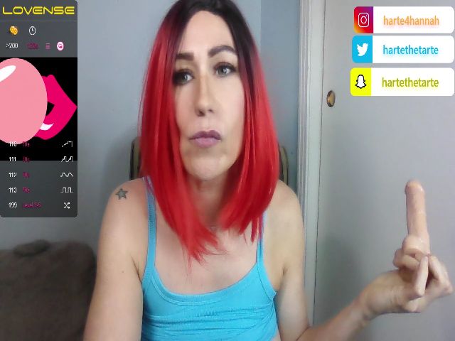 Live sex webcam photo for HannahHarte #274205459