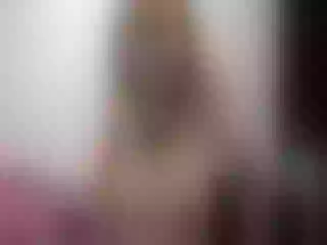 Live sex webcam photo for HannahRouse #273392089
